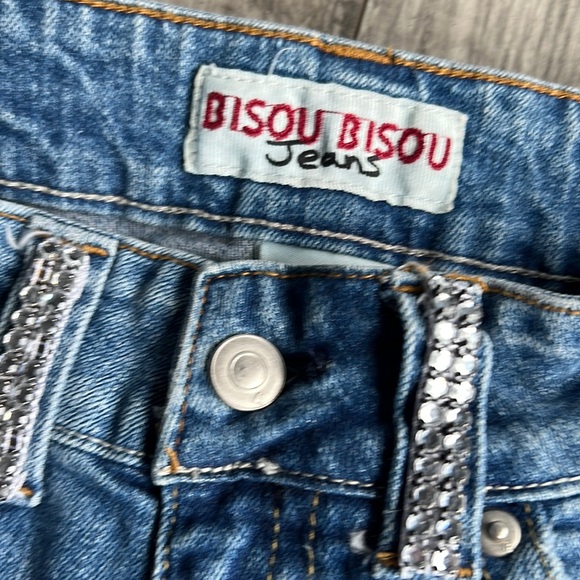 Stylish Bisou Mid-Wash Blue Jeans Size 6 wide leg - Picture 5 of 7